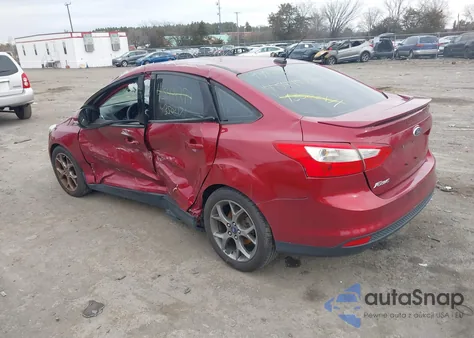 2014 Ford Focus Se z USA, uszkodzony, nr VIN 1FADP3F24EL214797